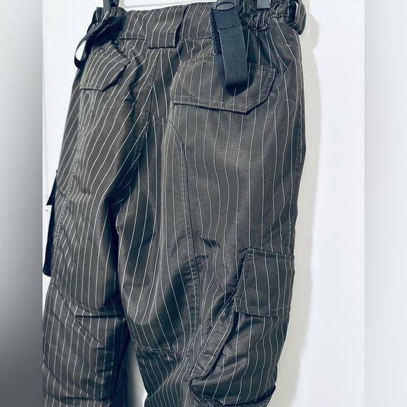 Lands’ End Youth Insulated Snow Pants, Size 16, Brown with White Pinstripes - Picture 2 of 16